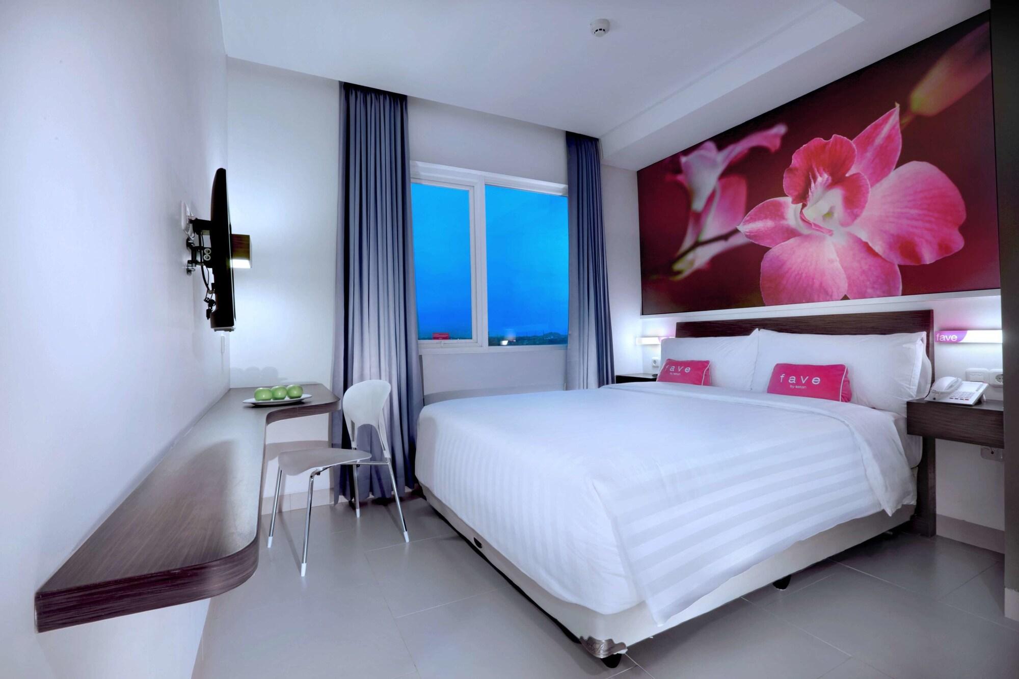 Favehotel Margonda Depok Exterior photo