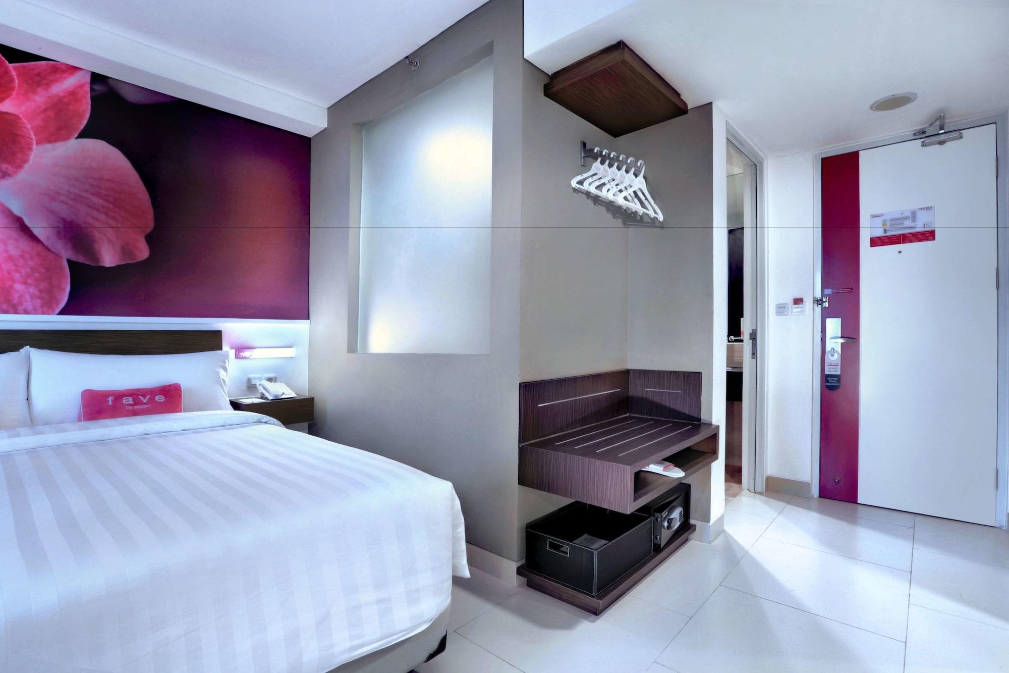 Favehotel Margonda Depok Exterior photo