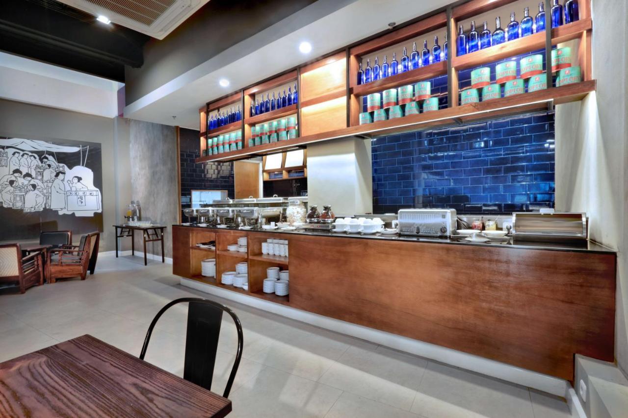 Favehotel Margonda Depok Exterior photo